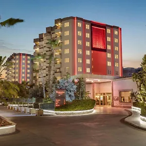 ***** Szálloda Ramada By Wyndham Lara Törökország