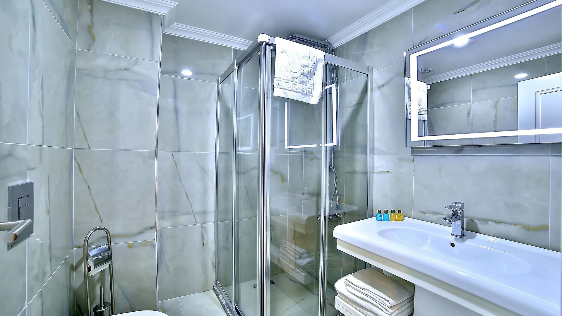 Monaco Hotel Istanbul Turkiet